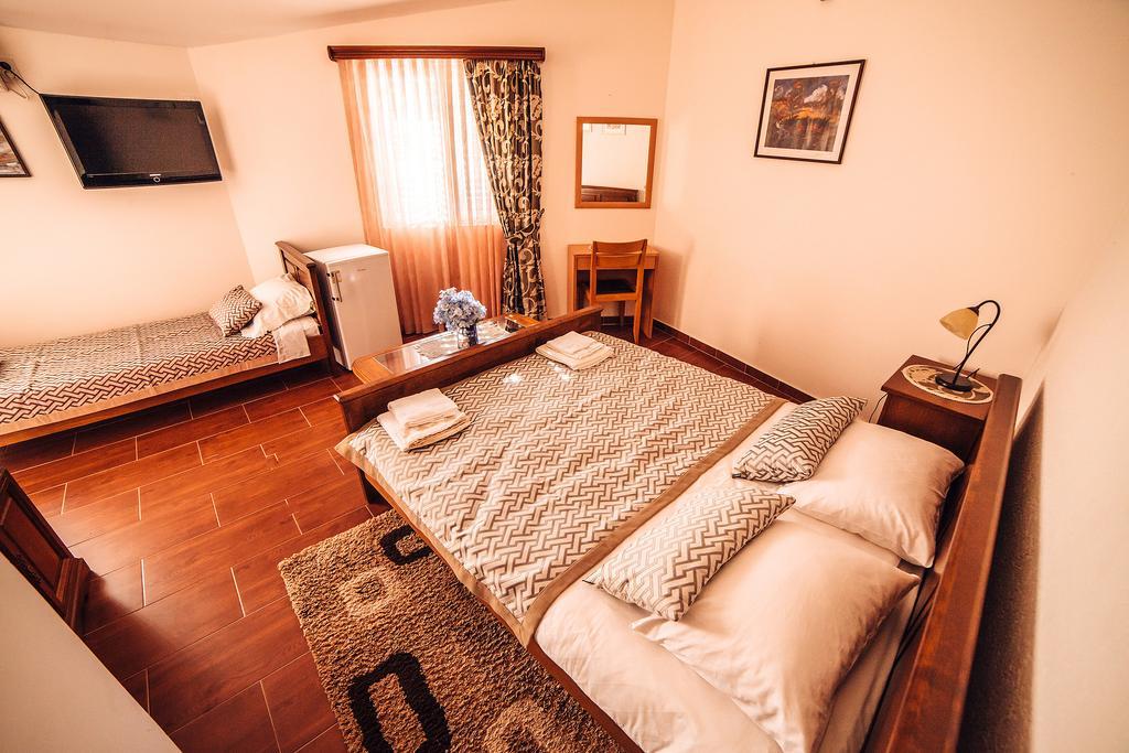 Guest house Šebelj Budva Kamer foto