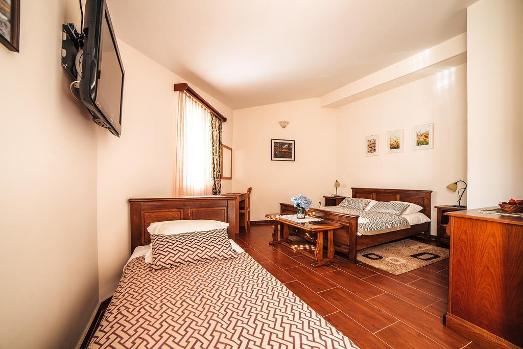 Guest house Šebelj Budva Kamer foto