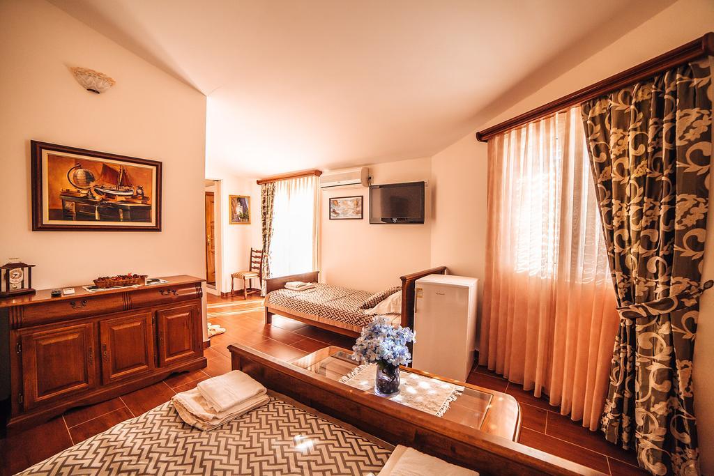 Guest house Šebelj Budva Kamer foto